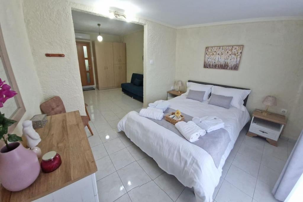 Argo Downtown Apartment Kálymnos Kültér fotó